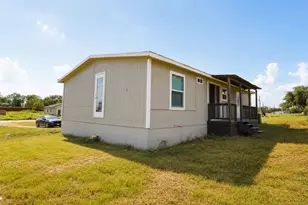 126 Esperanza Dr, Bastrop, TX 78602 - Photo 26