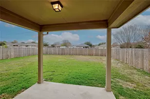 606 Creston St, Hutto, TX 78634 - Photo 26