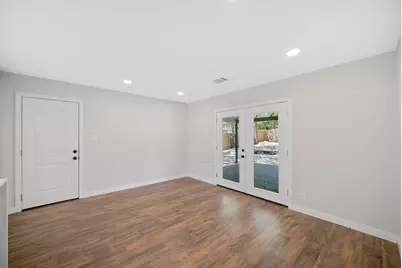 6810 Bryn Mawr Drive, Austin, TX 78723 - Photo 8