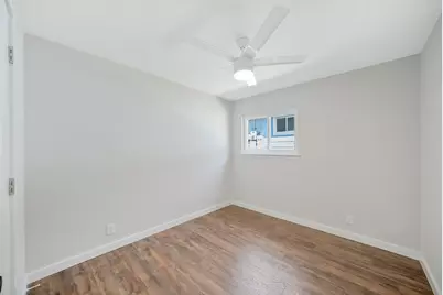 6810 Bryn Mawr Drive, Austin, TX 78723 - Photo 18