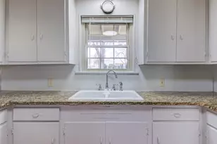 11811 Sleepy Hollow Rd, Manchaca, TX 78652 - Photo 10