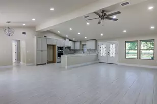 11811 Sleepy Hollow Rd, Manchaca, TX 78652 - Photo 6