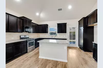 141 Serrano Street, Georgetown, TX 78628 - Photo 4
