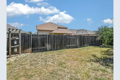 141 Serrano Street, Georgetown, TX 78628 - Photo 20