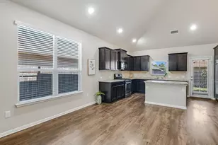 141 Serrano St, Georgetown, TX 78628 - Photo 6