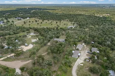685 Thousand Oaks Drive, Cedar Creek, TX 78612 - Photo 28