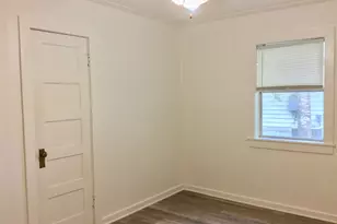 406 N Broadway St, Caldwell, TX 77836 - Photo 6