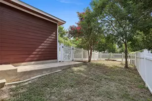 1001 Monadale Trail, Round Rock, TX 78664 - Photo 32