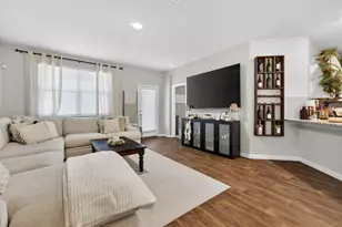 301 Carolina Buckthorn Dr, Kyle, TX 78640 - Photo 4