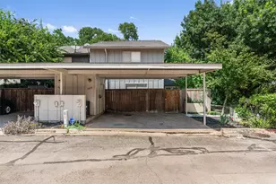 2008 Voltaire Dr, Austin, TX 78752 - Photo 32