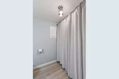 2008 Voltaire Drive, Austin, TX 78752 - Photo 14