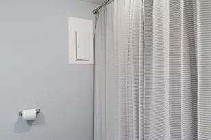 2008 Voltaire Dr, Austin, TX 78752 - Photo 14