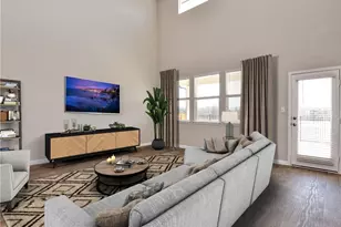 401 Rainmaker Ln, Bastrop, TX 78602 - Photo 2