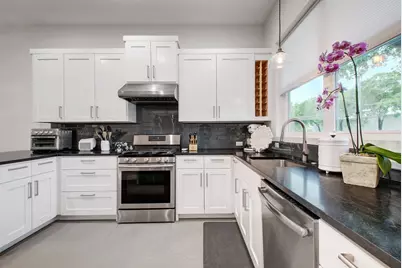 4613 Harmon Avenue, Austin, TX 78751 - Photo 4