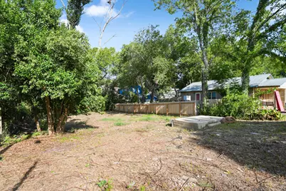 2006 Alamo Street, Austin, TX 78722 - Photo 8