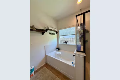 8704 Keynes Lane, Austin, TX 78747 - Photo 10