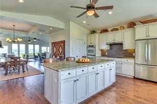 115 Hill Loop, Spicewood, TX 78669 - Photo 6