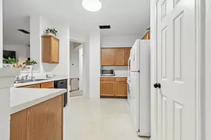 913 Tanglewood Dr, Leander, TX 78641 - Photo 8