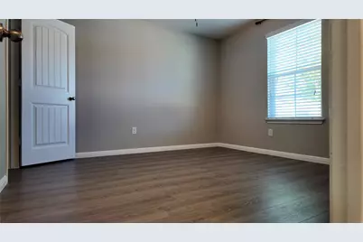 11221 Bachman Drive, Austin, TX 78754 - Photo 4