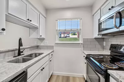 3819 Southway Drive #220, Austin, TX 78704 - Photo 10