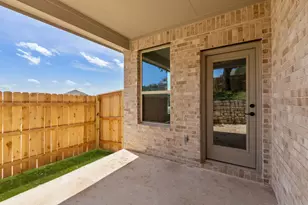 605 Ridge Point Dr, Georgetown, TX 78628 - Photo 34