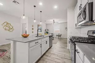 309 Earl Keen St, Leander, TX 78641 - Photo 12