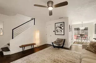 6211 Manor Rd, Austin, TX 78723 - Photo 2