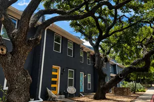 6211 Manor Rd, Austin, TX 78723 - Photo 1