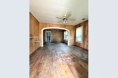 702 E 18th Street, Cameron, TX 76520 - Photo 6