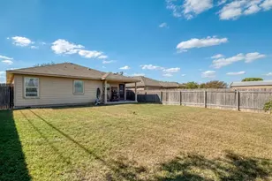 303 Baldwin St, Hutto, TX 78634 - Photo 20