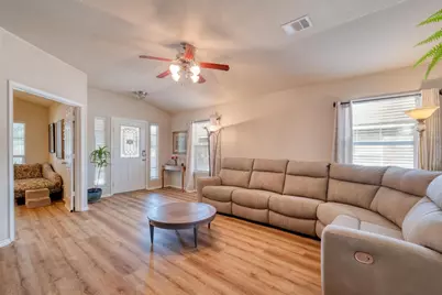 303 Baldwin Street, Hutto, TX 78634 - Photo 8