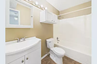 910 Duncan Lane #26, Austin, TX 78705 - Photo 12