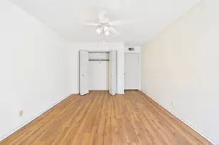 910 Duncan Ln, Austin, TX 78705 - Photo 26