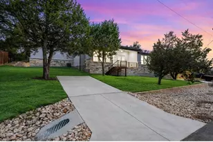 20302 Boggy Ford Rd, Lago Vista, TX 78645 - Photo 34