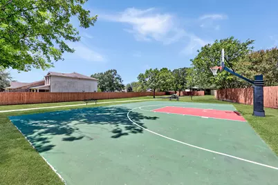437 Hometown Parkway, Kyle, TX 78640 - Photo 20