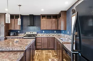 2493 Co Rd 464, Elgin, TX 78621 - Photo 12