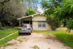 11608 Travis St, Jonestown, TX 78645 - Photo 6