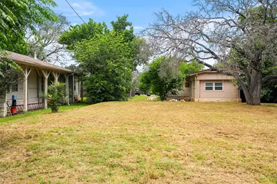 11608 Travis Street, Jonestown, TX 78645 - Photo 2
