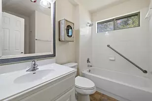 815 Elliott Ranch Rd, Buda, TX 78610 - Photo 18