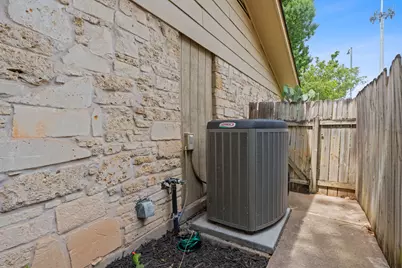 1515 Mearns Meadow Boulevard, Austin, TX 78758 - Photo 34