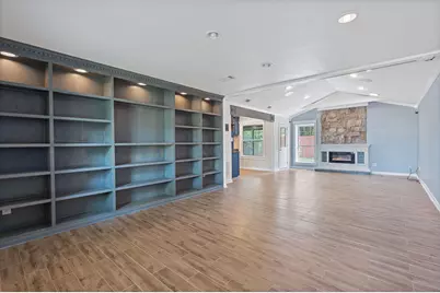 1515 Mearns Meadow Boulevard, Austin, TX 78758 - Photo 4