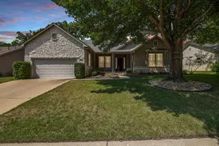 196 Whispering Wind Dr, Georgetown, TX 78633 - Photo 2