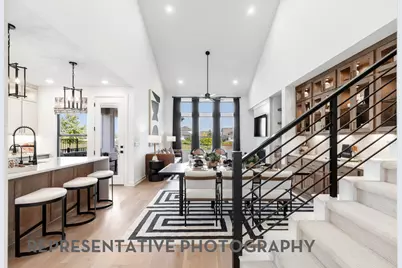 9305 Breeze Hill Drive, Austin, TX 78744 - Photo 8