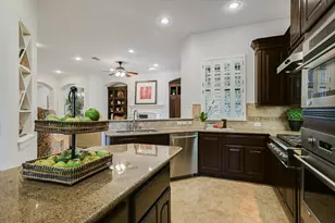 1036 Liberty Park Dr, Austin, TX 78746 - Photo 16