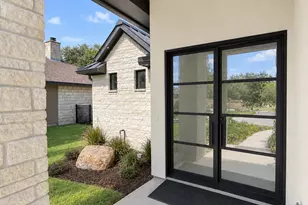 114 Meadowlakes Dr, Meadowlakes, TX 78654 - Photo 2