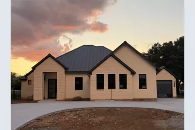 114 Meadowlakes Drive, Meadowlakes, TX 78654 - Photo 1