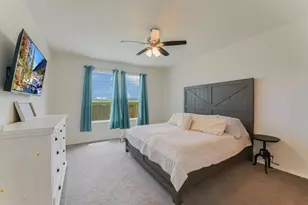 1915 T H Johnson Dr, Taylor, TX 76574 - Photo 10