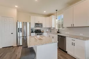 1915 T H Johnson Dr, Taylor, TX 76574 - Photo 6