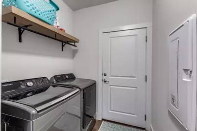 7909 Donnelley Drive, Austin, TX 78744 - Photo 22