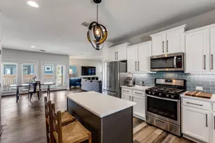 7909 Donnelley Dr, Austin, TX 78744 - Photo 10